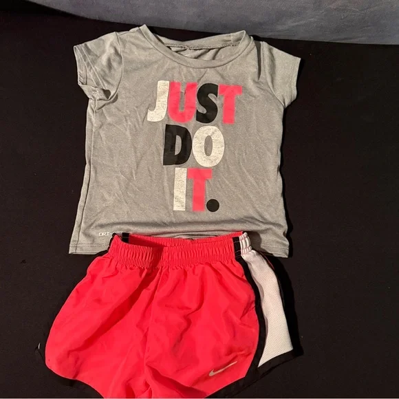 Kids Nike bundle - Picture 2 of 7